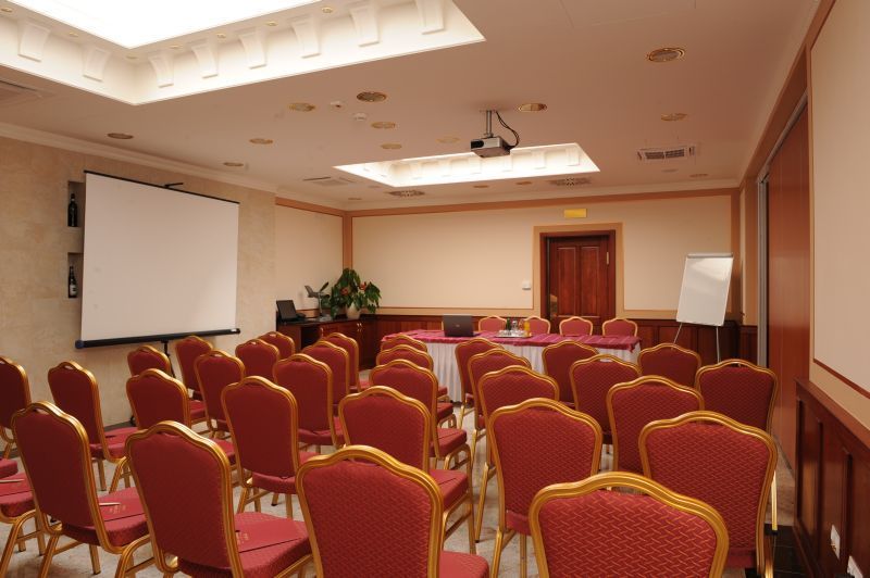 Hotel Koedmoen 4*